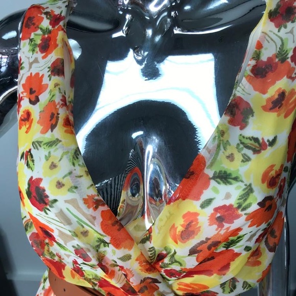 Dress - Picture 3 of 4